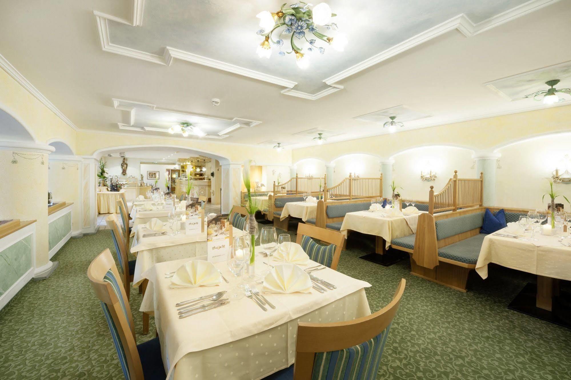 Sonnblick Hotel St. Leonhard im Pitztal
